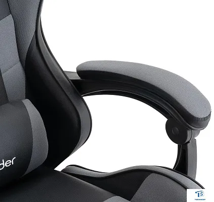 картинка Кресло Defender Strider 64056