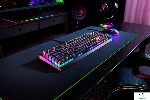 картинка Клавиатура Razer BlackWidow V4 X RZ03-04702500-R3R1