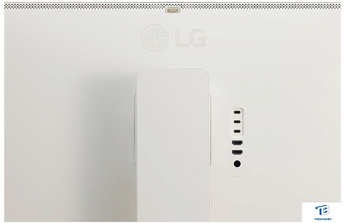 картинка Монитор LG 32SR83U-W